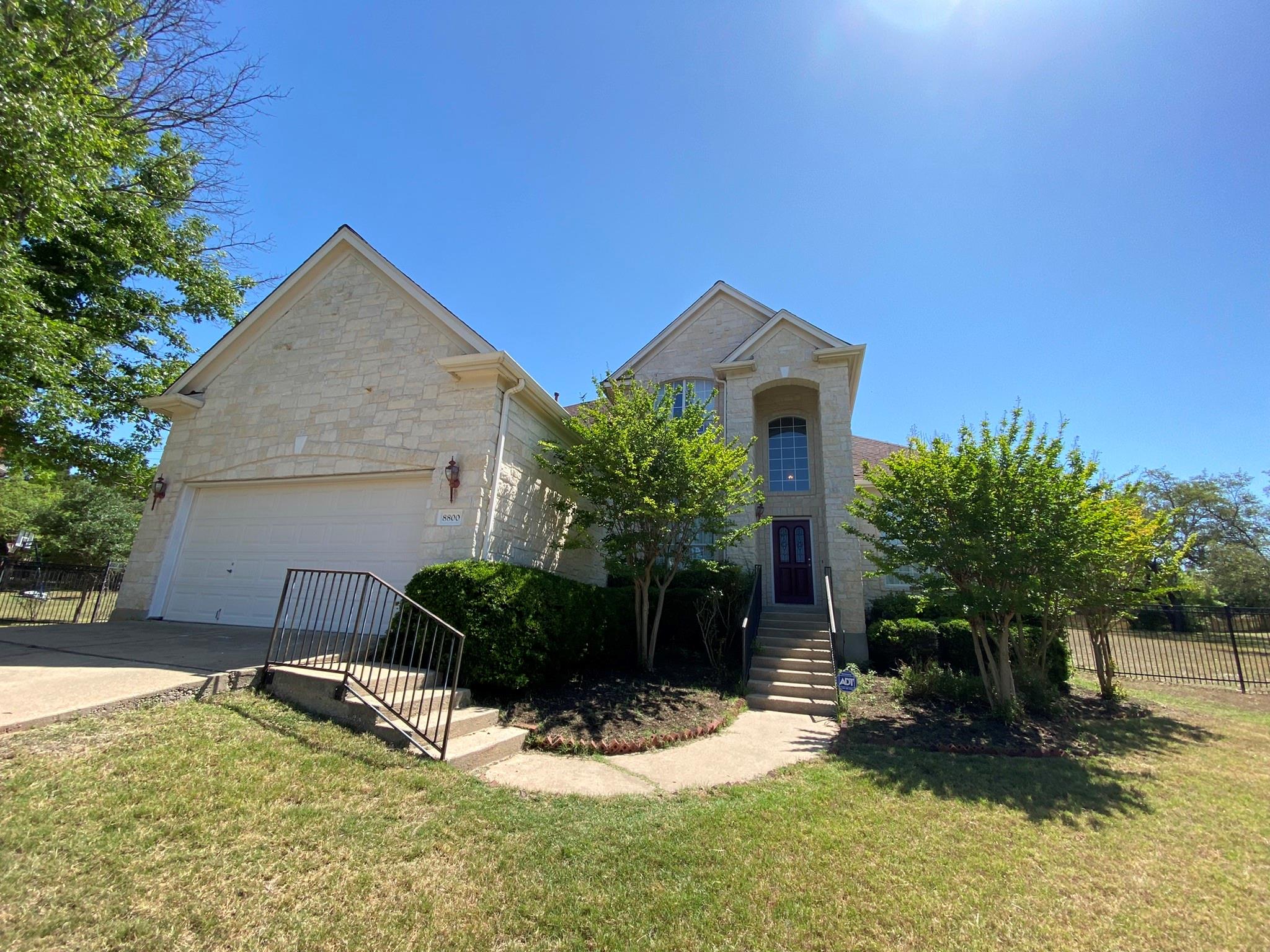 8800 Rattlebush Cove Austin TX 78750