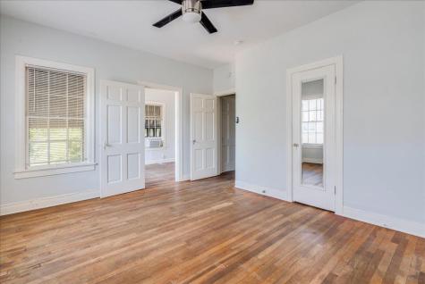 1916 Robbins Place Austin TX 78705