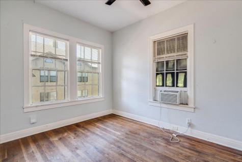 1916 Robbins Place Austin TX 78705
