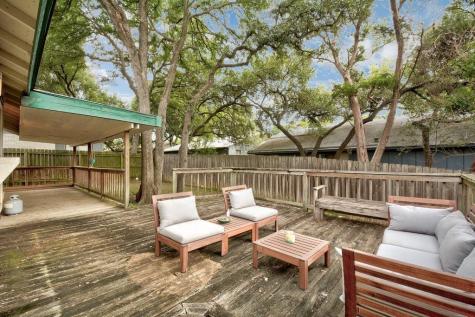 2710 Deeringhill Drive Austin TX 78745