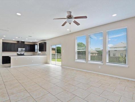 904 Lonesome Lilly Way Pflugerville TX 78660