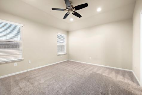 221 Camellia Drive Hutto TX 78634