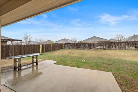 221 Camellia Drive Hutto TX 78634