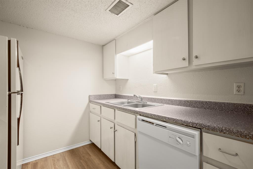 2401 Leon Street Austin TX 78705