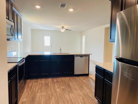 1017 Riverdale Cove Jarrell TX 76537
