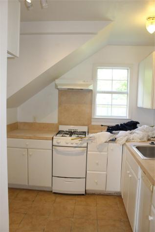 1010 W Live Oak Street Lockhart TX 78644
