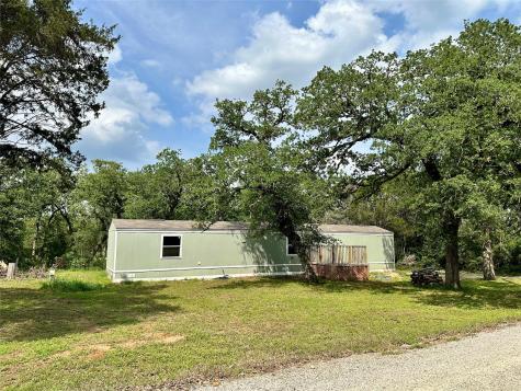 104 Shoshoni Drive Smithville TX 78957