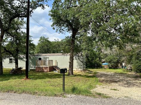 104 Shoshoni Drive Smithville TX 78957