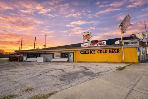 1613 S Staples Street Corpus Christi TX 78404