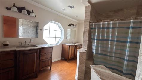 610 Elm Drive Portland TX 78374