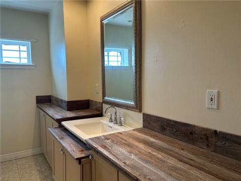 610 Elm Drive Portland TX 78374