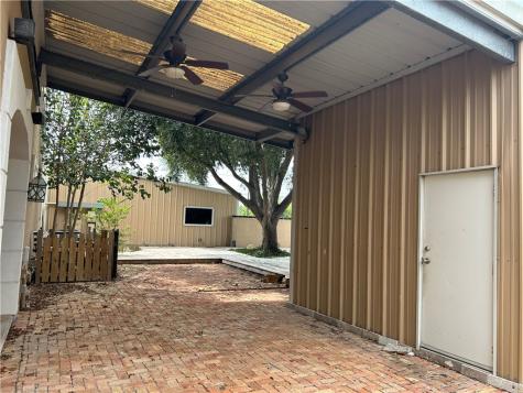 610 Elm Drive Portland TX 78374