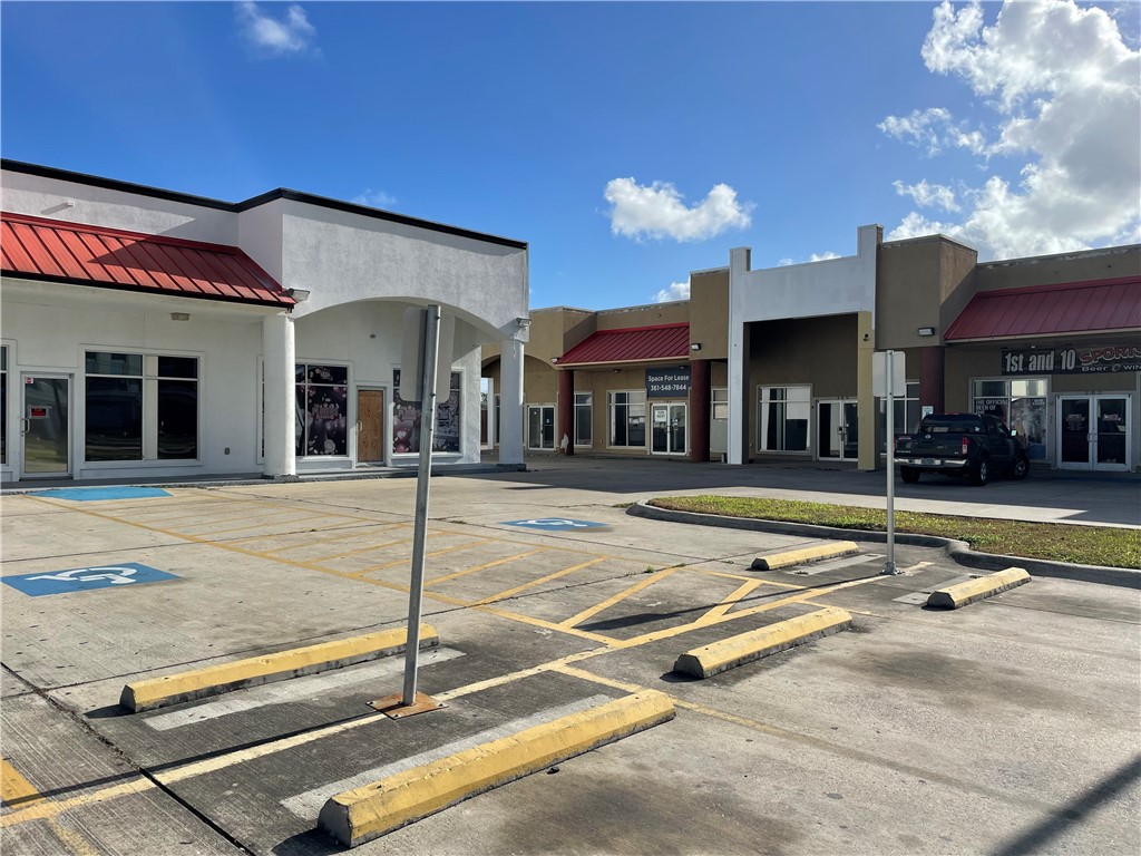 3403 S Padre Island Drive 104 Corpus Christi TX 78415