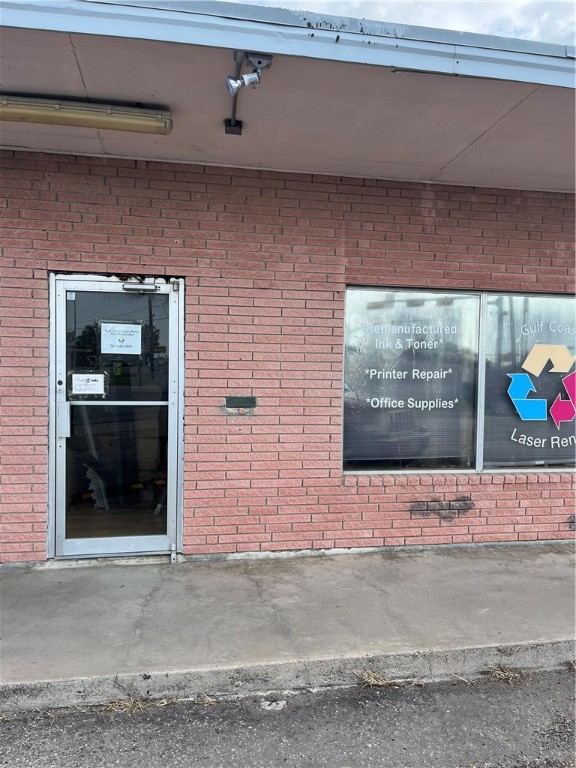 706 Moore Avenue Portland TX 78374
