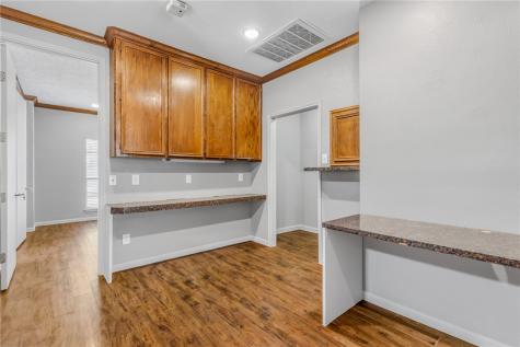 6000 S Staples Street 403 Corpus Christi TX 78413