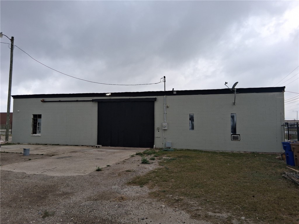 4333&4325 Agnes Street Corpus Christi TX 78405