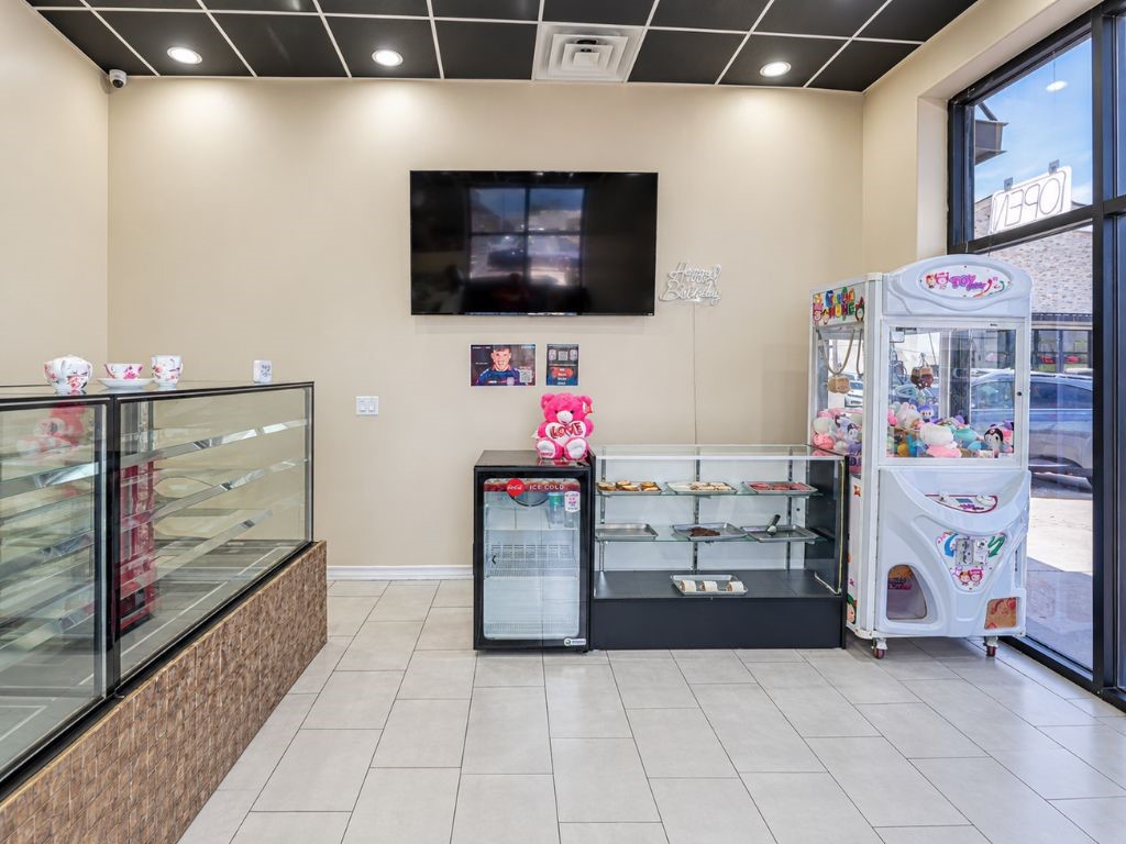 6702 S Staples St B-a Corpus Christi TX 78413
