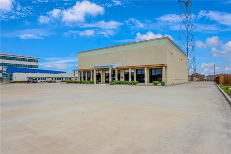 2818 Rodd Field Corpus Christi TX 78414