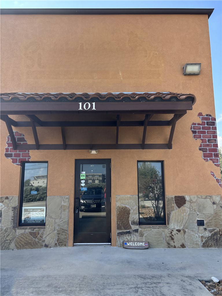 6917 S Staples Street 101 Corpus Christi TX 78413