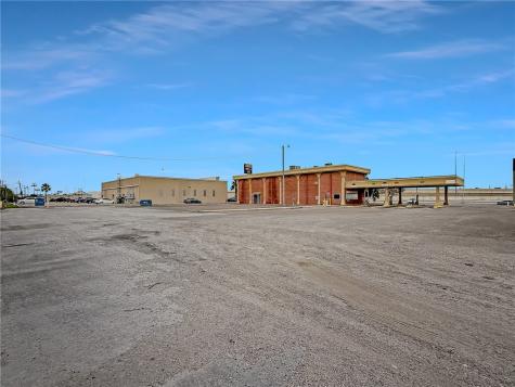 1031 Us Highway Portland TX 78374