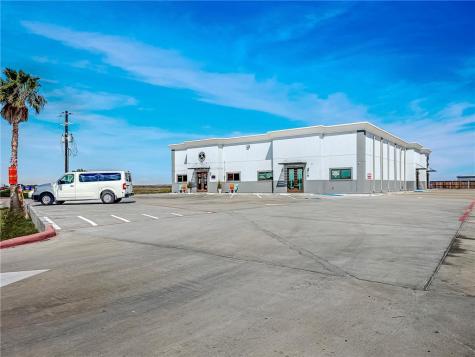 2510 London Pirate 33 B Corpus Christi TX 78415