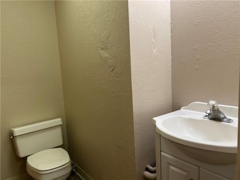 321 5th Avenue Portland TX 78374