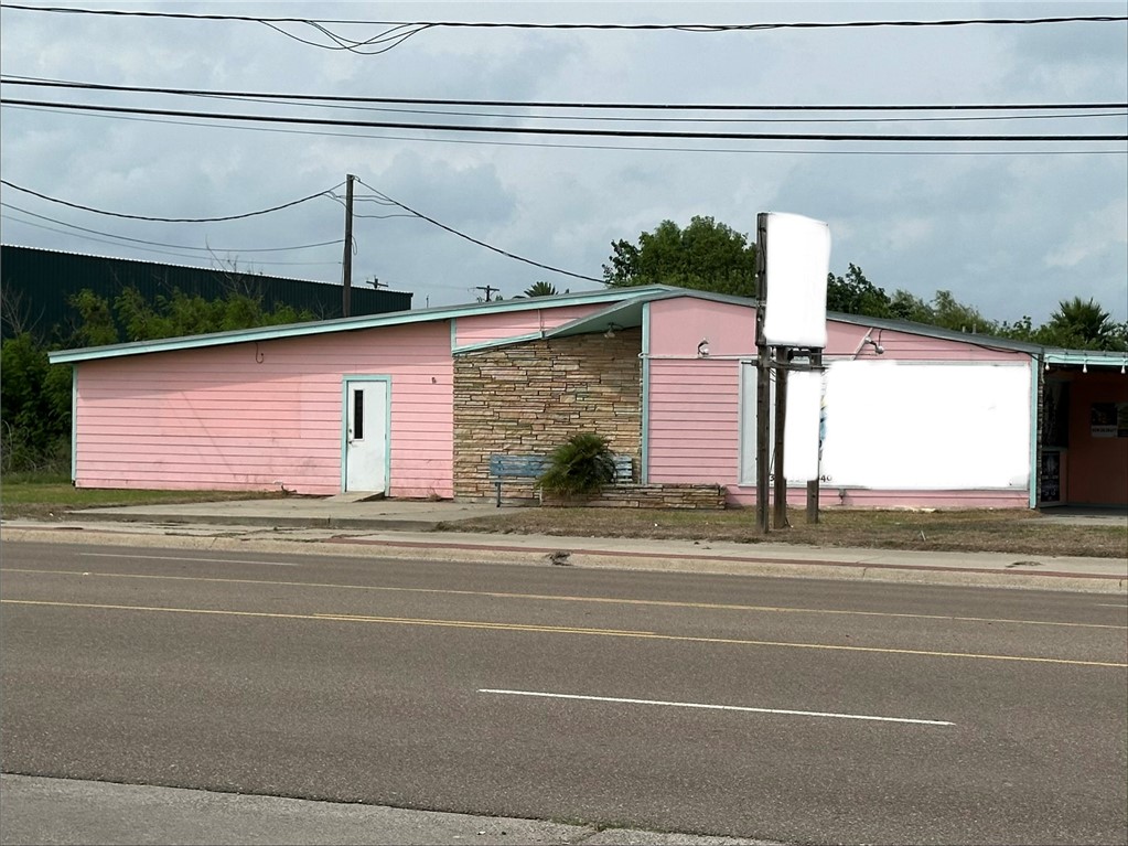 306 E Goodnight Avenue Aransas Pass TX 78336