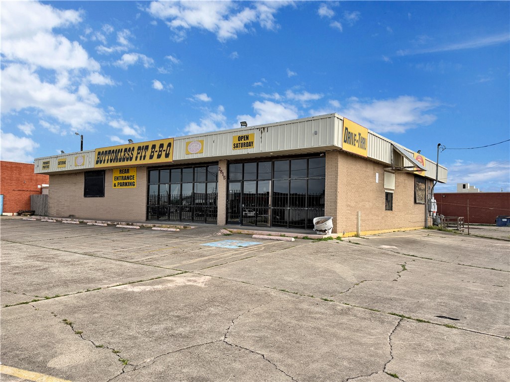 2815 Leopard Street Corpus Christi TX 78408
