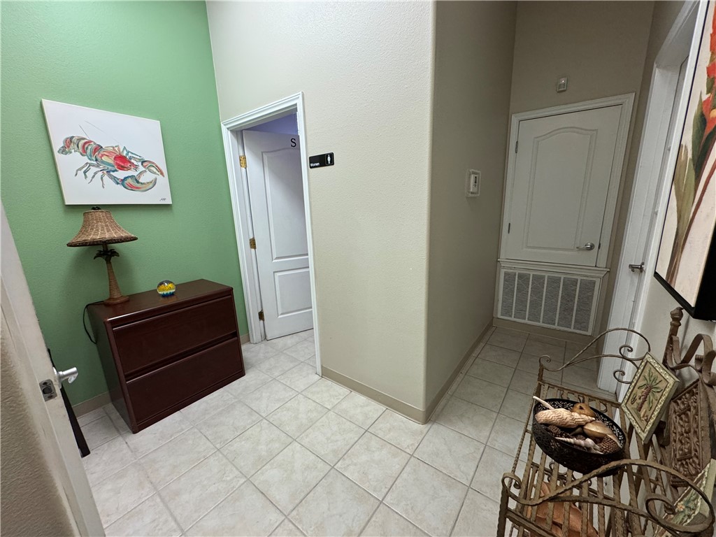 15217 S Padre Island Dr 100-m Corpus Christi TX 78418