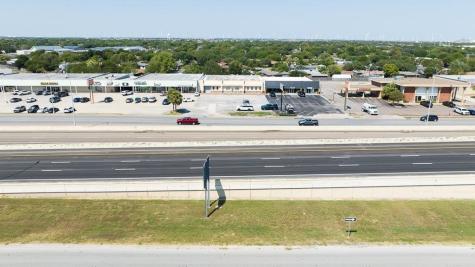1025 Us Highway 181 C Portland TX 78374