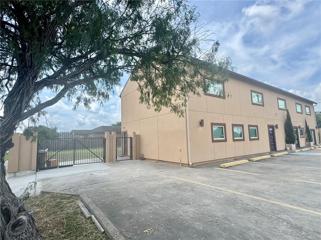 5902 Kostoryz Corpus Christi TX 78415