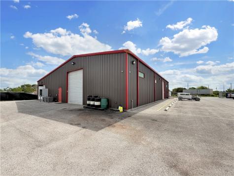 428/434 Anchor Street Corpus Christi TX 78418