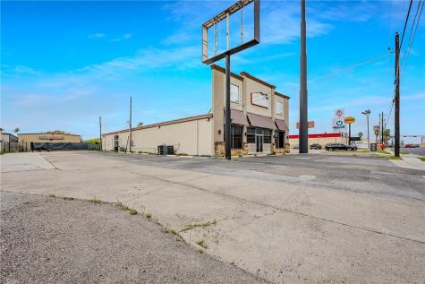 3225 S Padre Island Drive Corpus Christi TX 78415