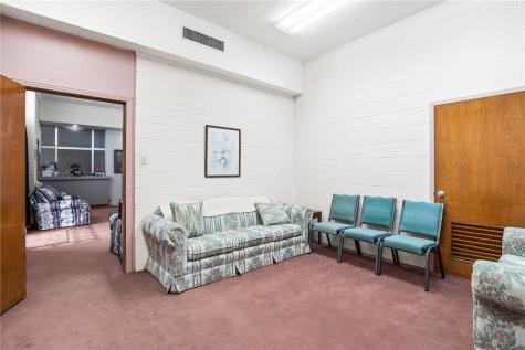 222 W Thornton Street W Three Rivers TX 78071