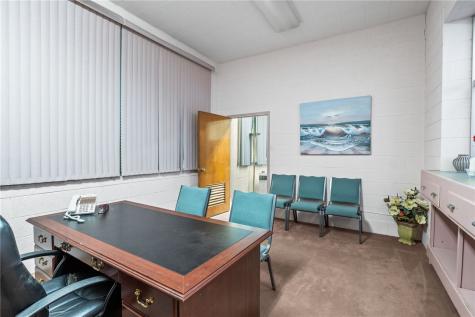 222 W Thornton Street W Three Rivers TX 78071