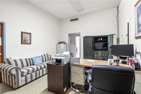 222 W Thornton Street W Three Rivers TX 78071