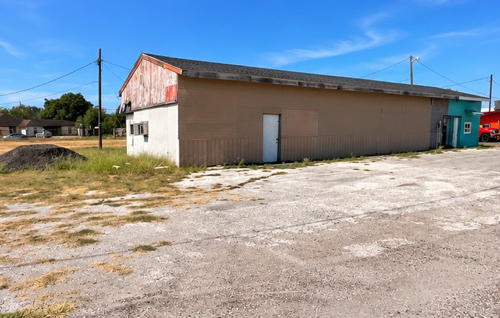 10717 Leopard Street Corpus Christi TX 78410
