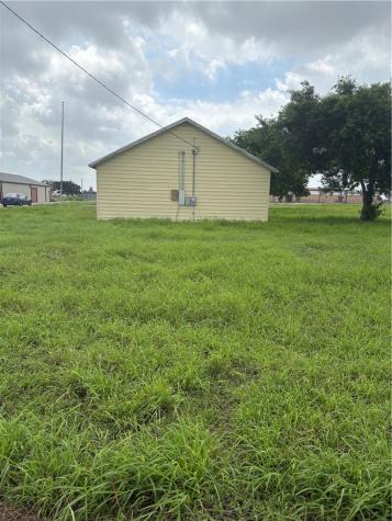 1814 Lodge Lane Corpus Christi TX 78409