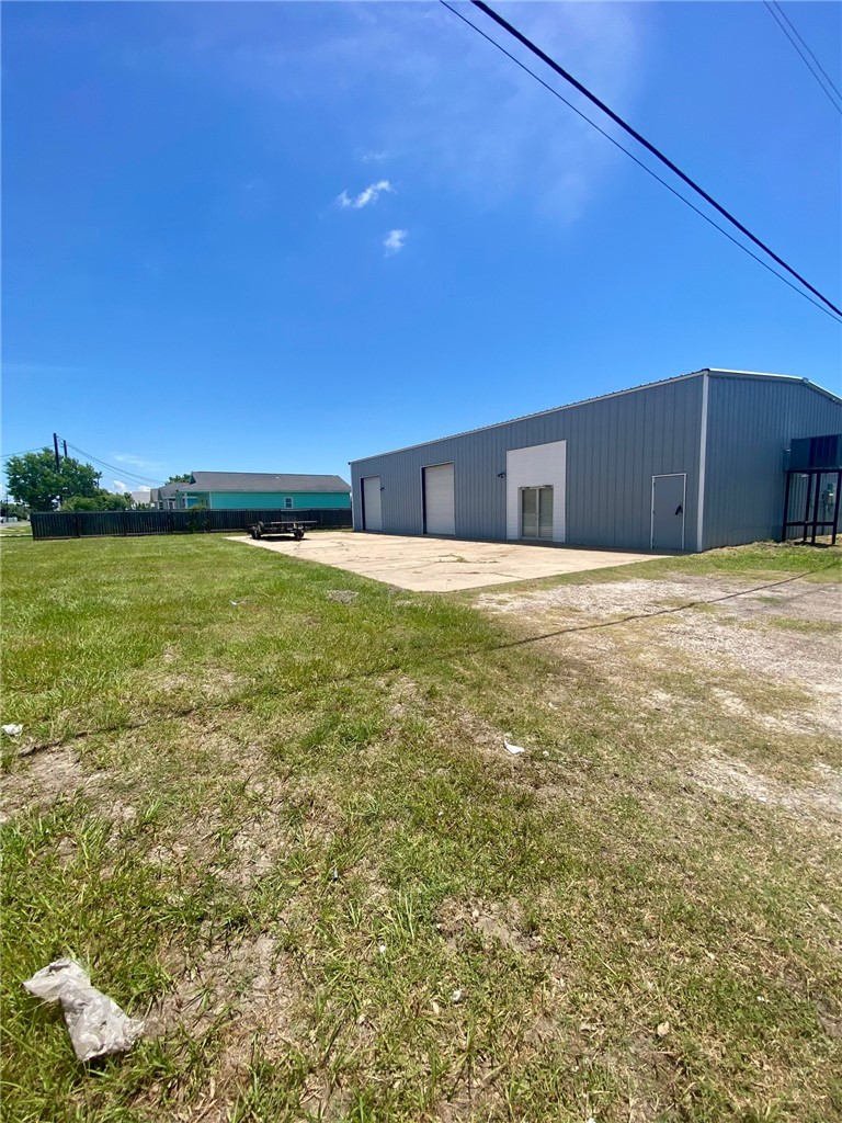 1830 Highway 35 S Rockport TX 78382