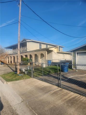1108 Schooley Street Port Lavaca TX 77979