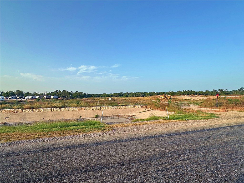 00000 Highway 72 Highway Tilden TX 78072