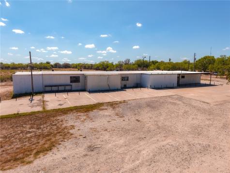 1994-1998 Highway 281 George West TX 78022
