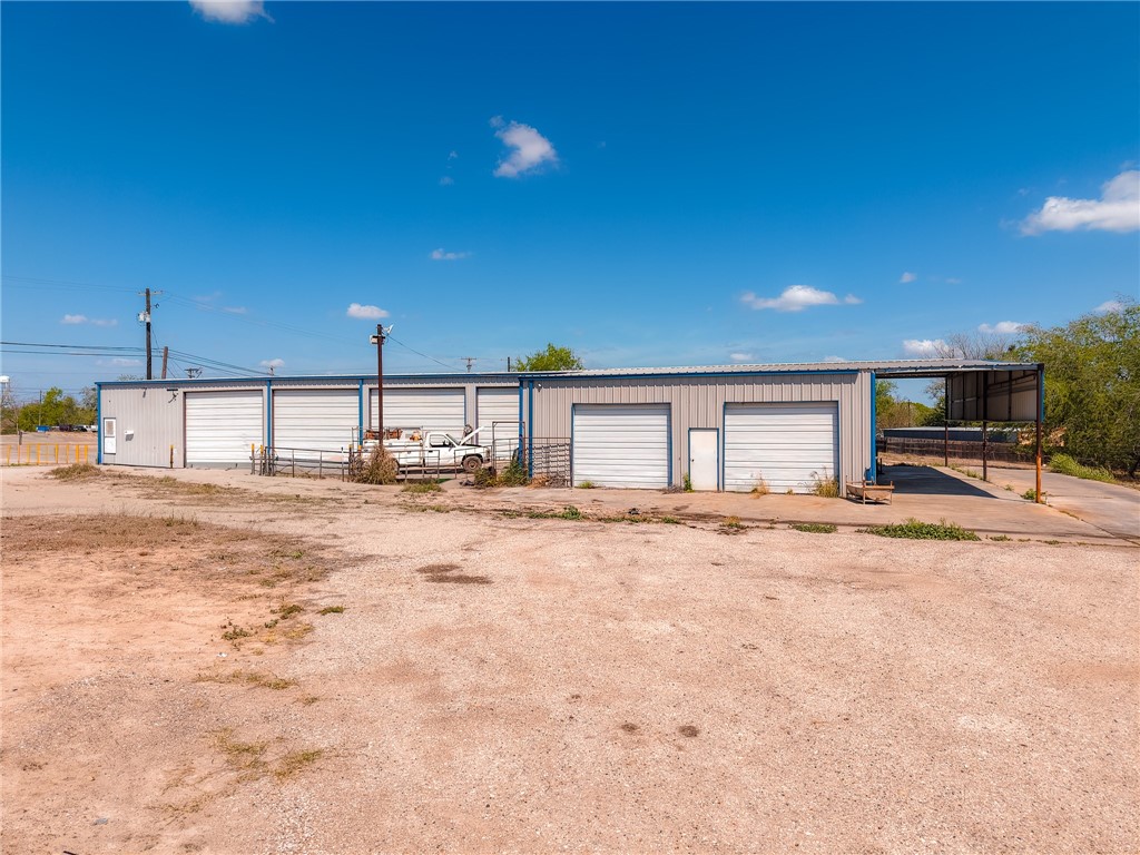 1994-1998 Highway 281 George West TX 78022