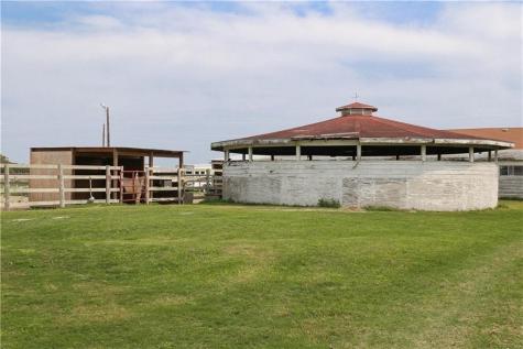 1818 Caribbean Drive Corpus Christi TX 78418
