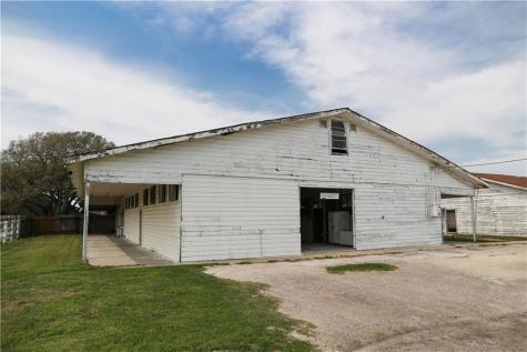 1818 Caribbean Drive Corpus Christi TX 78418