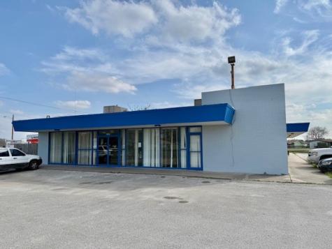 1900 S Washington Street Beeville TX 78102