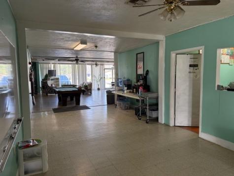 1900 S Washington Street Beeville TX 78102