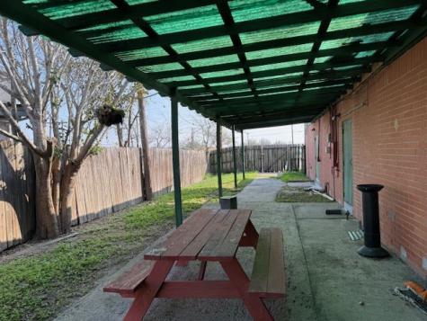 1900 S Washington Street Beeville TX 78102