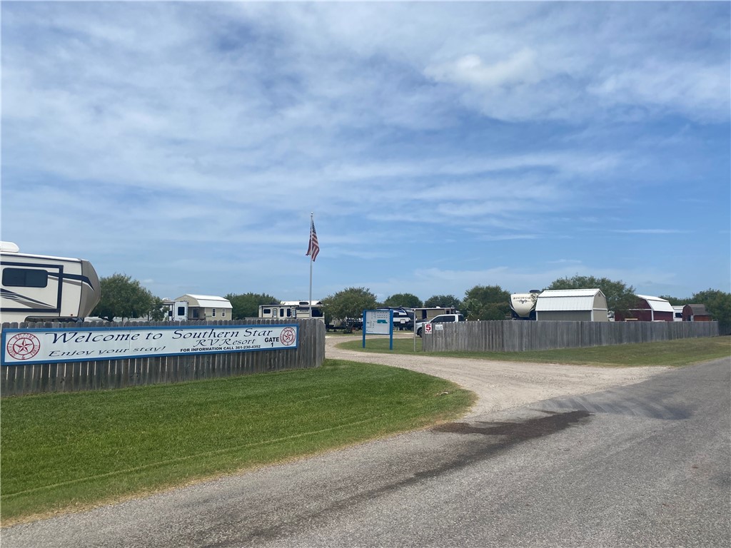 149 Old Salt Lake Road Rockport TX 78382