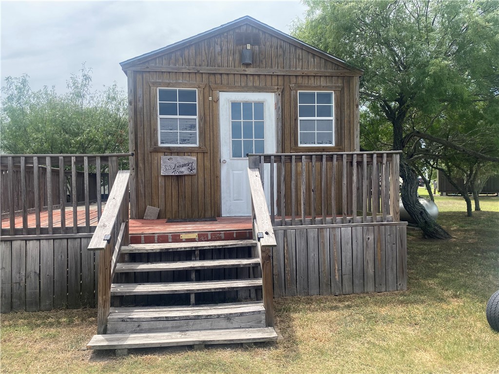 149 Old Salt Lake Road Rockport TX 78382